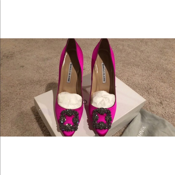 Heels 👠 - Picture 3 of 5